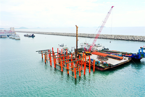 茂名港博贺新港区30万吨级原油码头工程稳步推进