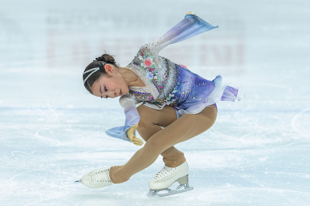 花样滑冰公开组女子单人滑金书贤夺冠