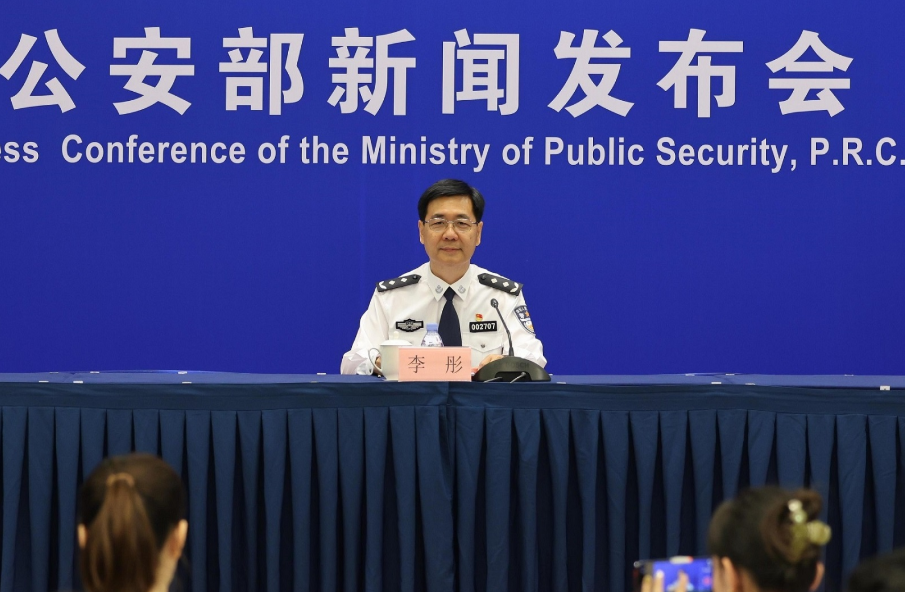 公安部网络安全保卫局副局长李彤6日答记者问时表示,对攻击基础网络