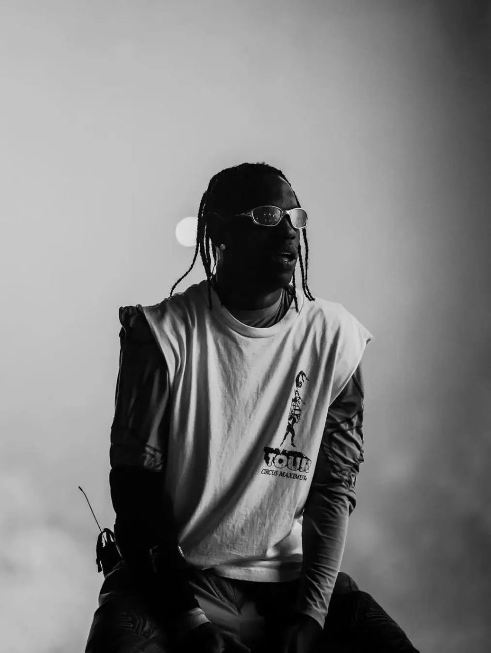 travsi scott 顶级「墨镜品味」,oakley   ro 无限上身