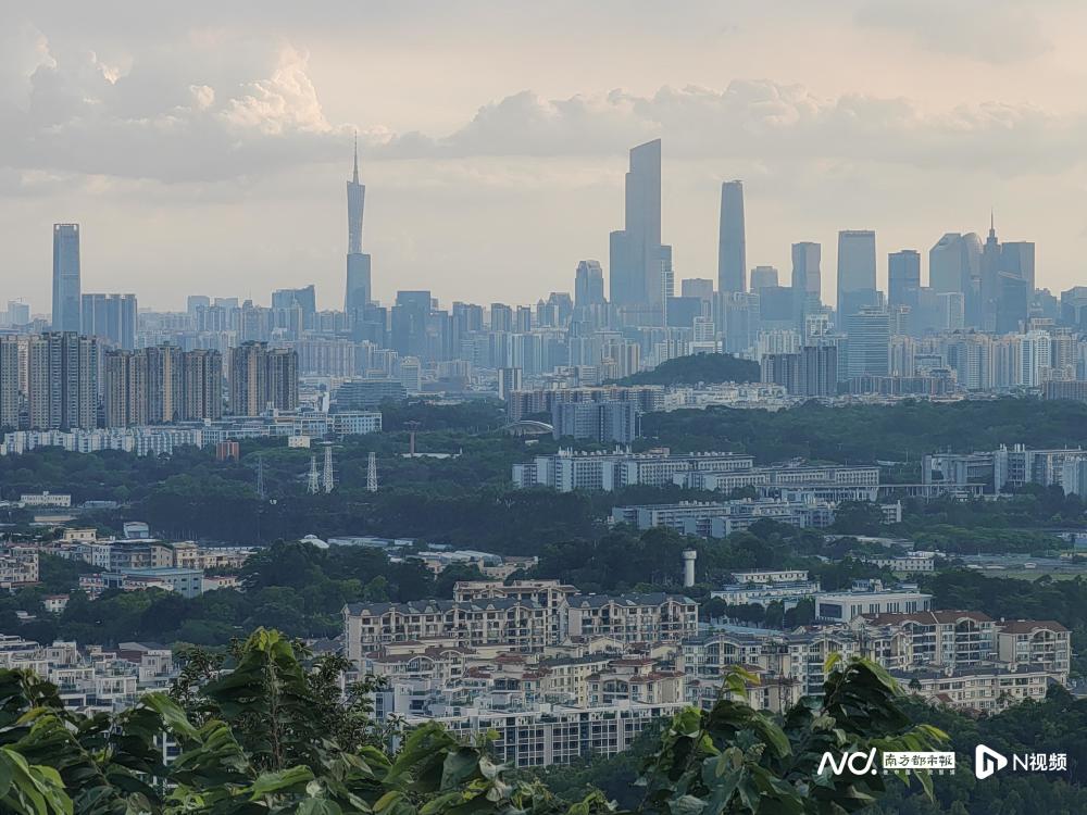 8月一线城市楼市分化：京沪成交量回升，深圳或9月出台松绑限购政策_腾讯新闻