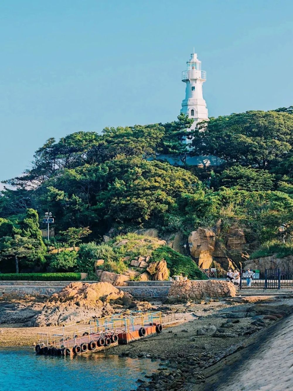 200米(艾美酒店南側)青島黃島靈山公園-沙灘提示從積米崖入島船票30元