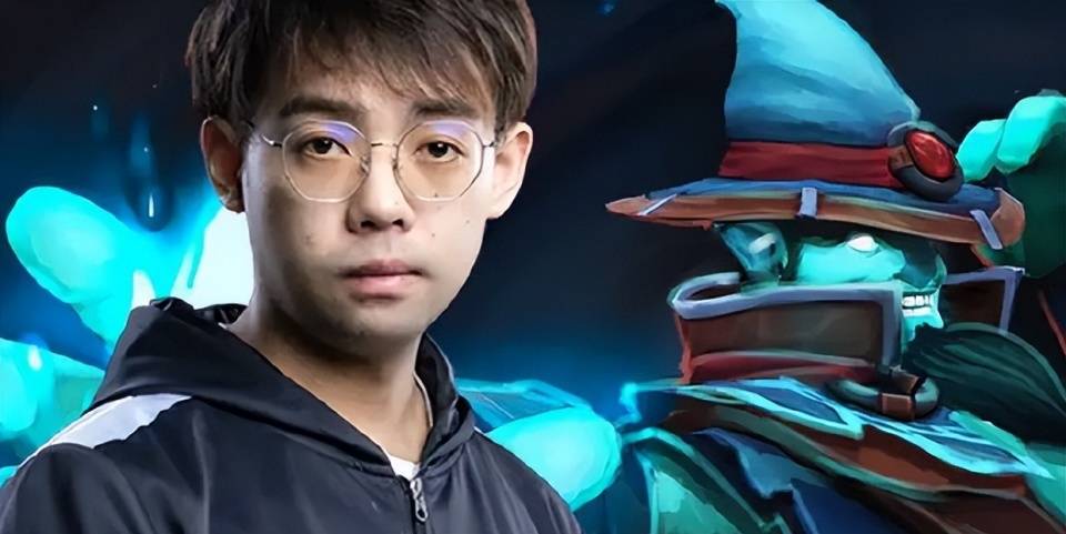 天蚕土豆刚刚教策划做游戏不久,就连dota2世界冠军路垚maybe,在ti12