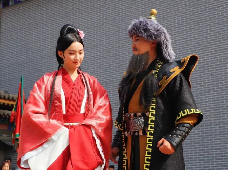 一城看北疆|这个五一,让我们一起"穿越古今 梦回昭君"