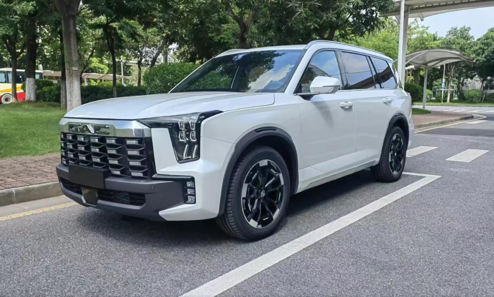 传祺gs9还没上市插混版本已出现预计25万起售劝您别急着买