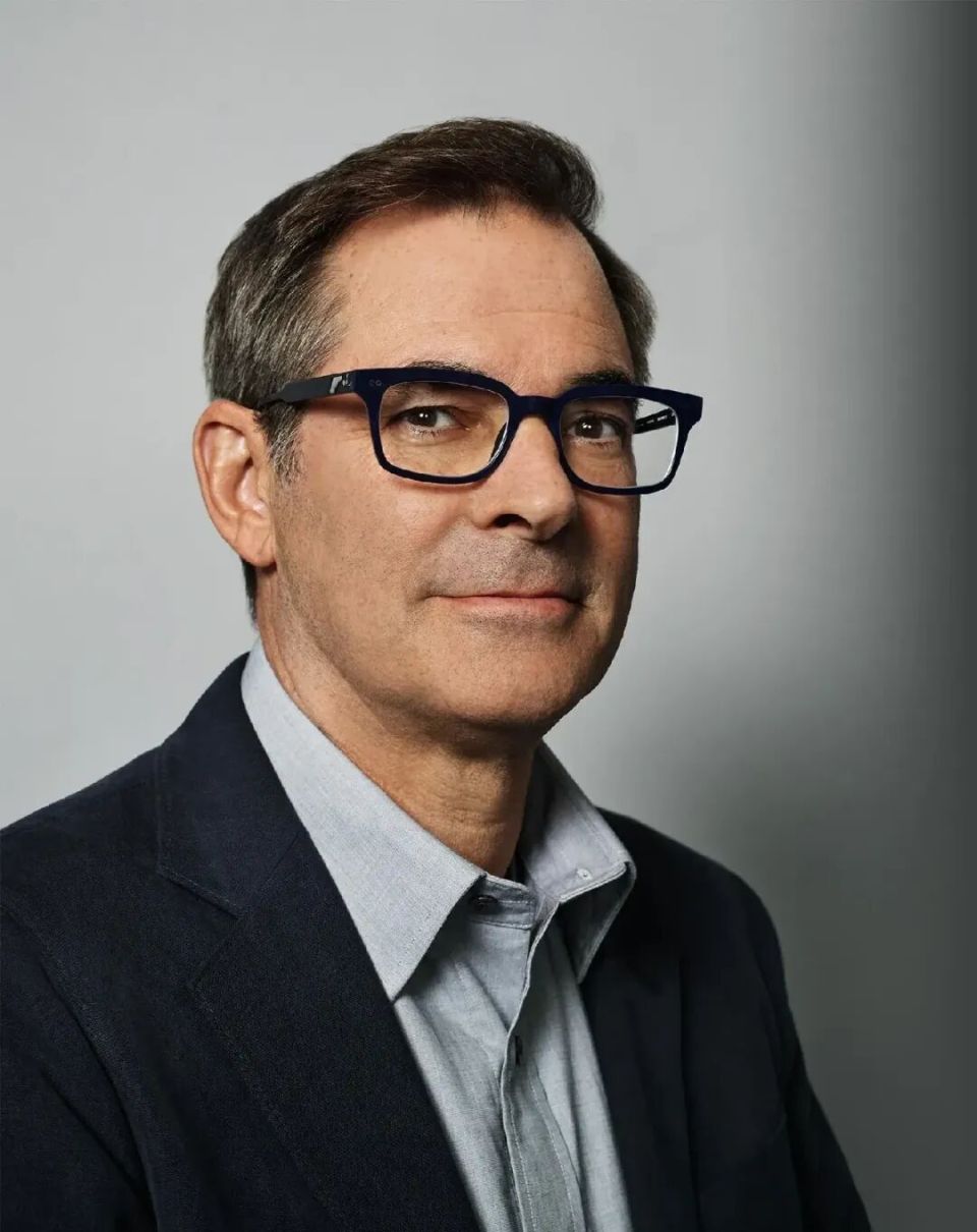 CoreWeave290亿美元豪赌：债务驱动AI繁荣-腾讯新闻