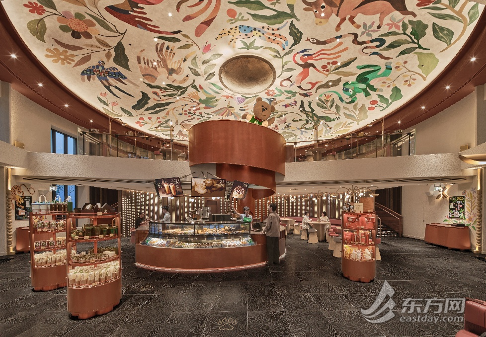 深化在地联结 星巴克迪士尼小镇店焕新回归 “奇妙驿站”解锁童话咖啡新体验_腾讯新闻