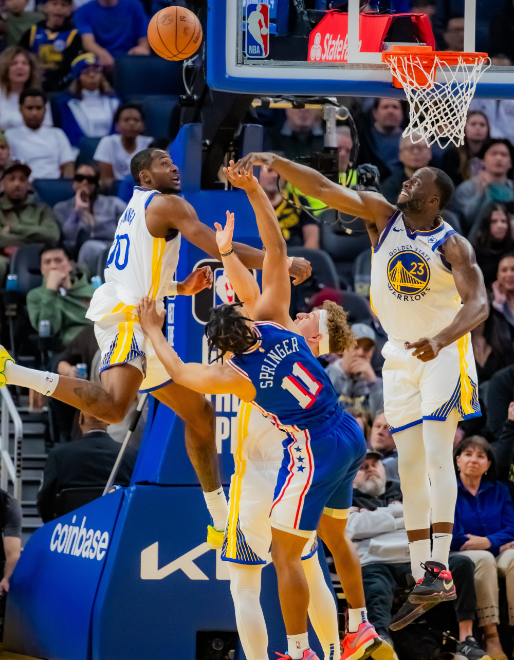 篮球——nba常规赛:勇士胜76人_腾讯新闻