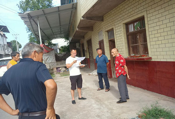 武胜县龙女镇人民政府开展反诈骗宣传活动