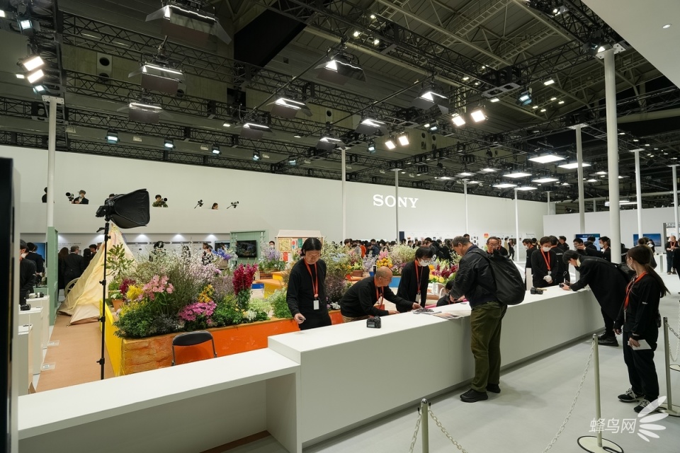 影像产品齐亮相 cp  2024索尼展台实况_腾讯新闻
