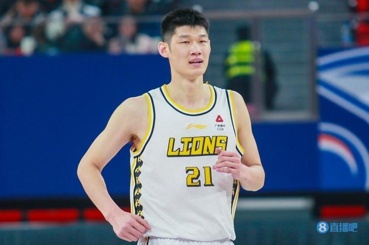 博主:胡金秋没有随队飞往新疆 明天大概率缺阵_腾讯新闻