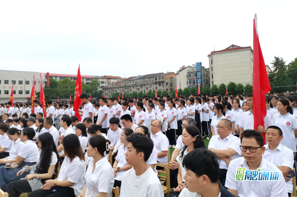 金秋送爽,丹桂飘香,在祖国74周年华诞之际,汨罗市第三中学提前策划了