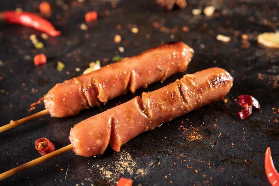 每天吃1根烤肠会怎么样?可能会致癌!_腾讯新闻