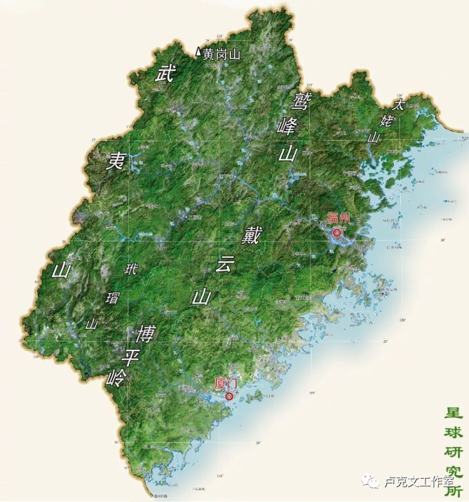 整个福建省,全是一整片一整片的大山,武夷山,玳瑁山,鹫峰山,戴云山