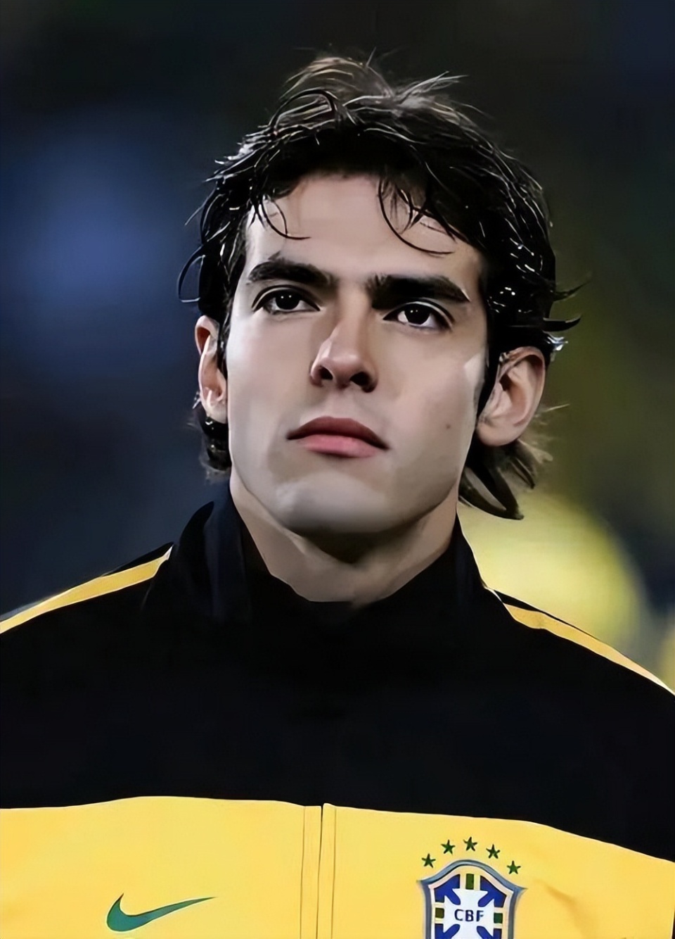 7,卡卡济科的身高跟贝利一样,只有肤色不同,他是贝利指定的接班人,他