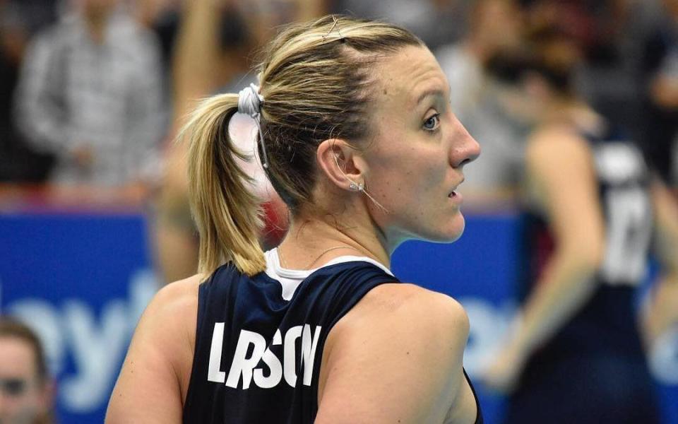 女排头号劲敌率先官宣奥运12人名单,主力尽遣卫冕有难度