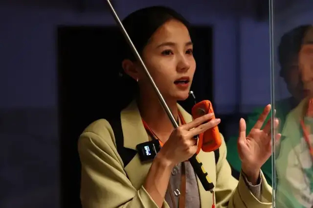 社会 | "95后"导游王钰:从秦俑讲述者到文化"摆渡人"