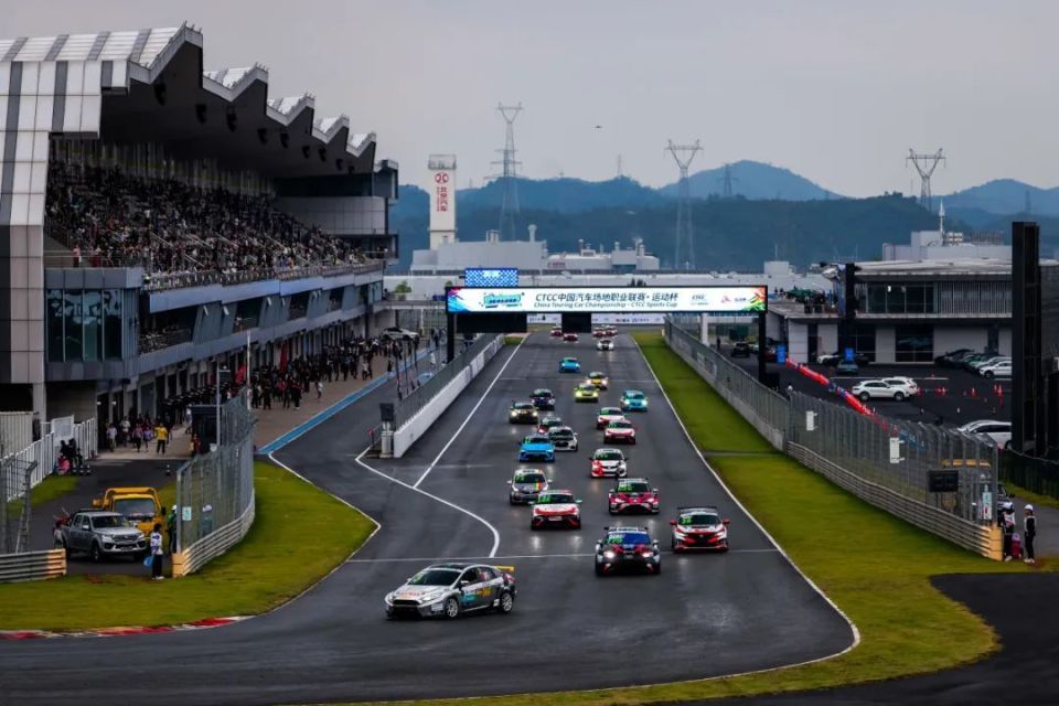 荣耀再临 —— NKODA HW POINTER RACING株洲站再夺佳绩_腾讯新闻
