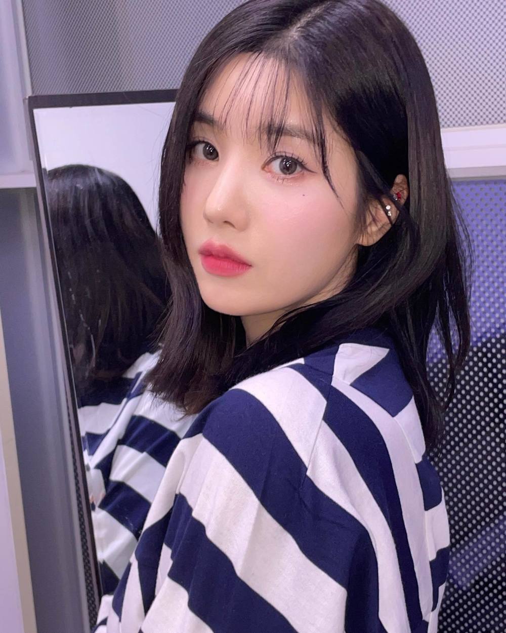 韩国女星权恩菲大秀性感身材,满满女神味惹网友狂赞!_腾讯新闻