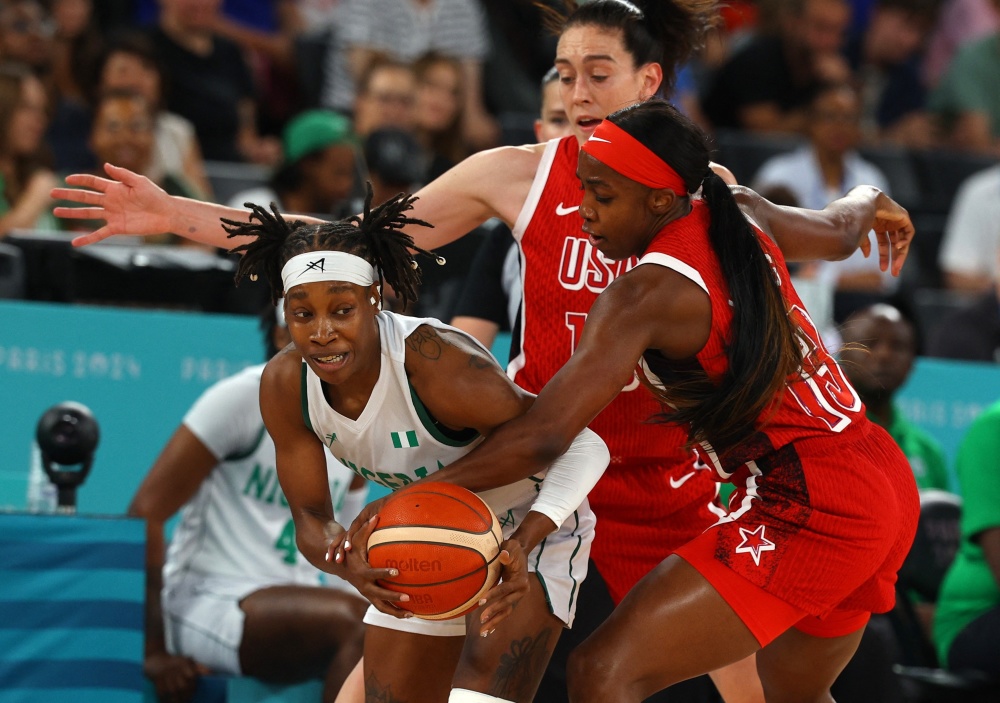 威尔逊20 11 斯图尔特13 5 美国女篮轻取尼日利亚晋级4强