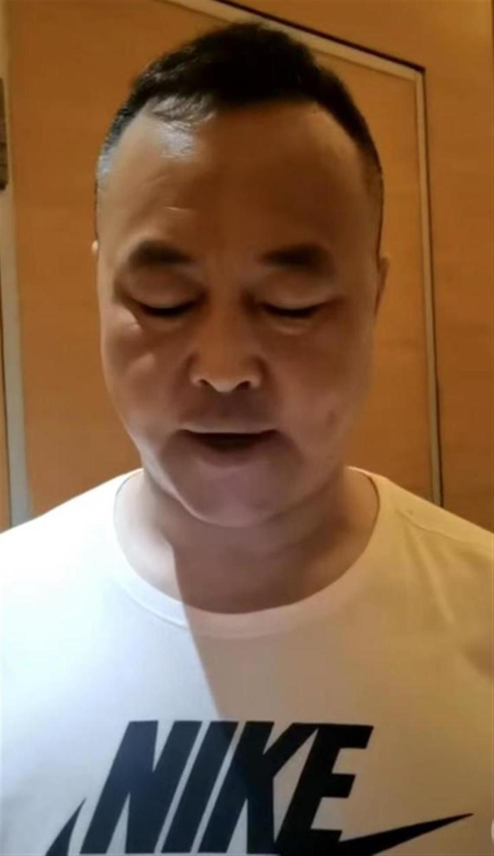 足球大败局|足协高管如何摆平“负面新闻”？派特使上门“封口”小红的妈妈买了许多果冻2023已更新(微博/今日)小红的妈妈买了许多果冻