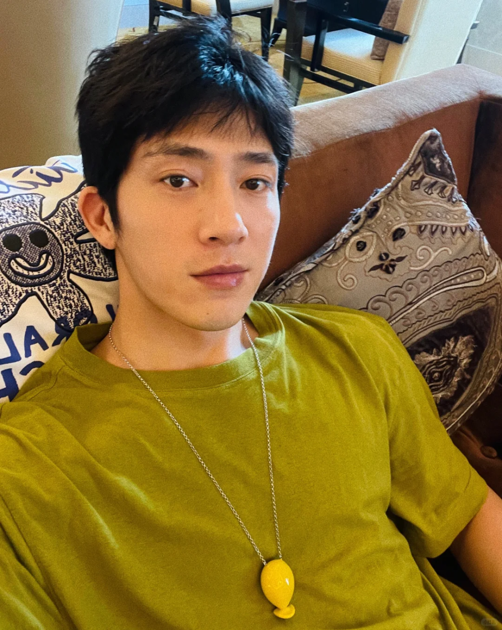 井柏然的"杀猪盘"穿搭也太有心机了,男女都可以借鉴