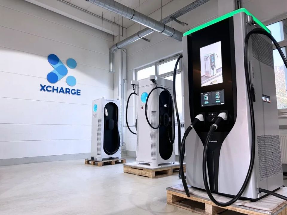 10年逆袭上市！XCharge：从10㎡展位到纳斯达克的能源破局之路｜投资笔记第209期_腾讯新闻