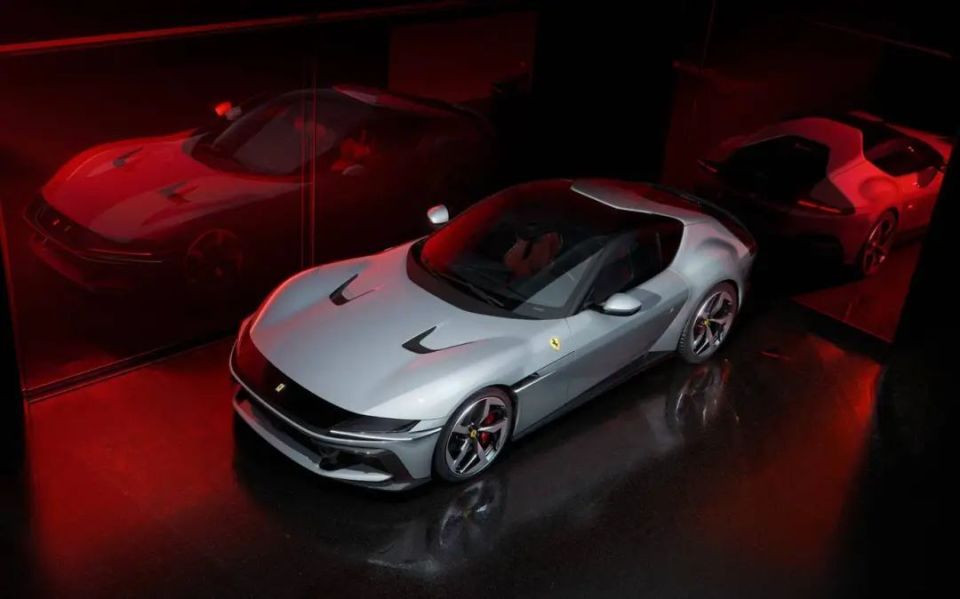 法拉利发布 v12 自吸绝唱,手慢无