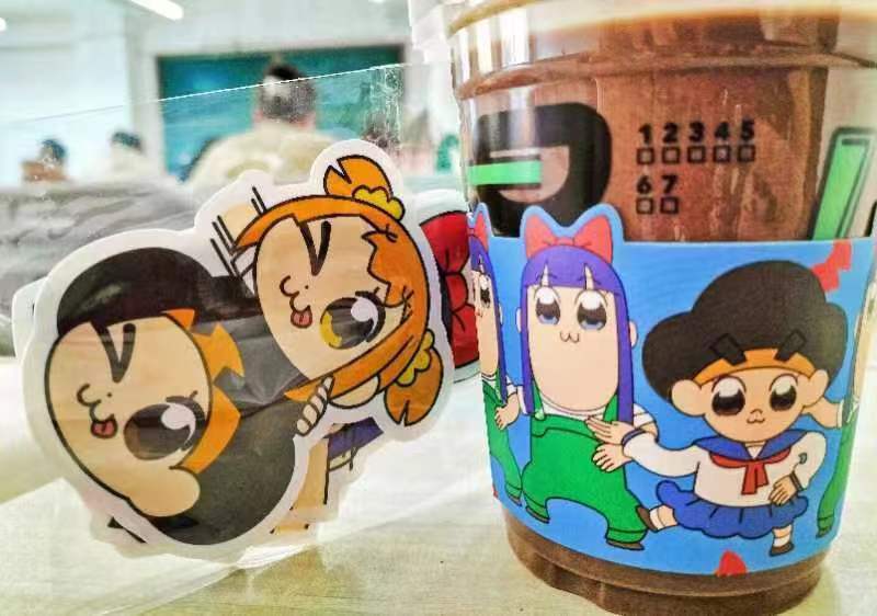 更有甚者一些奶茶店连ip动漫或游