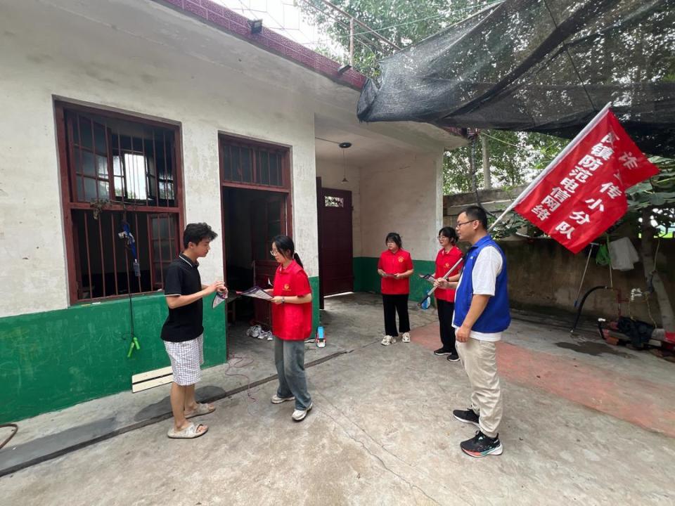 滕州市西岗镇开展反诈宣传活动