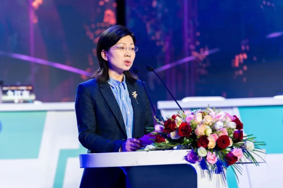 曾萍在致辞中说,在省委省政府的高度重视和高位推动下,省科协协同有关