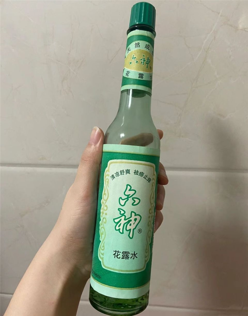 晶莹花露水图片