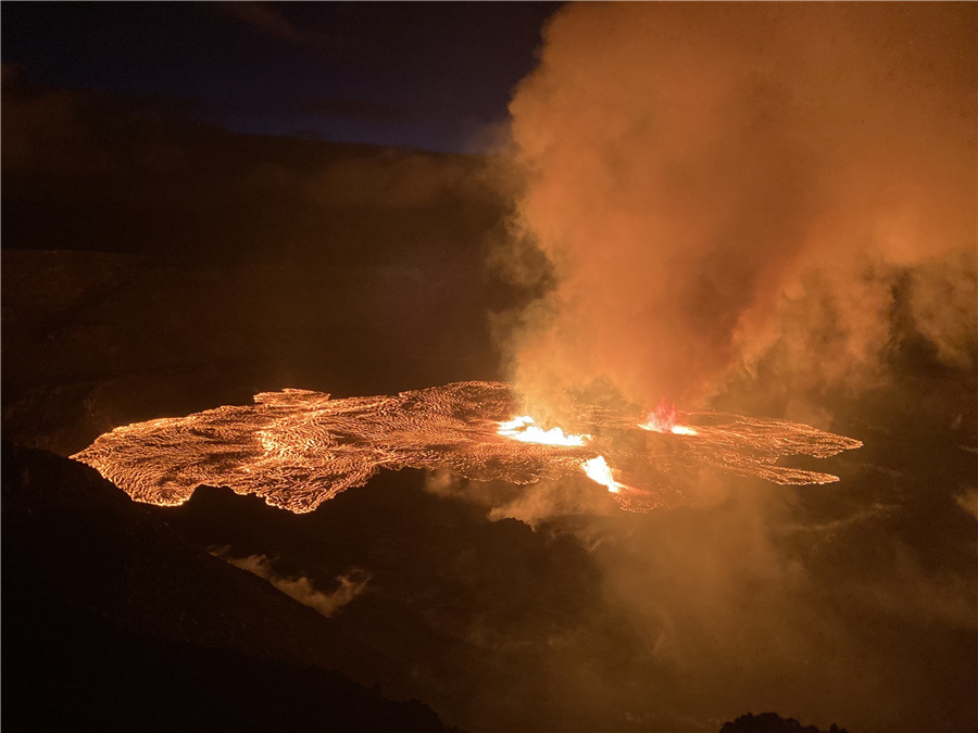 美国夏威夷基拉韦厄火山喷发