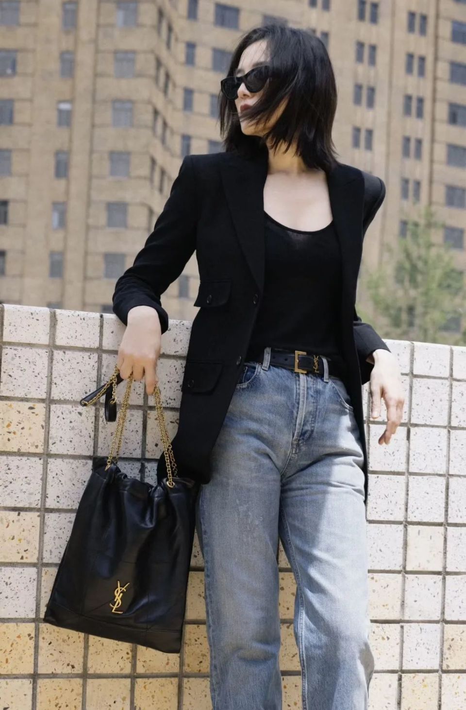 宋佳的穿搭,是怎么做到张弛有度的?