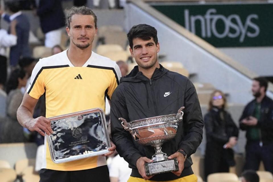 网坛大变,90后倒霉,阿尔卡拉斯双喜临门,郑钦文有跌出