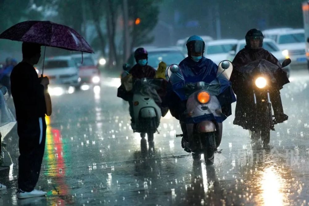 大暴雨 特大暴雨来袭柳州,时间持续至…_腾讯新闻
