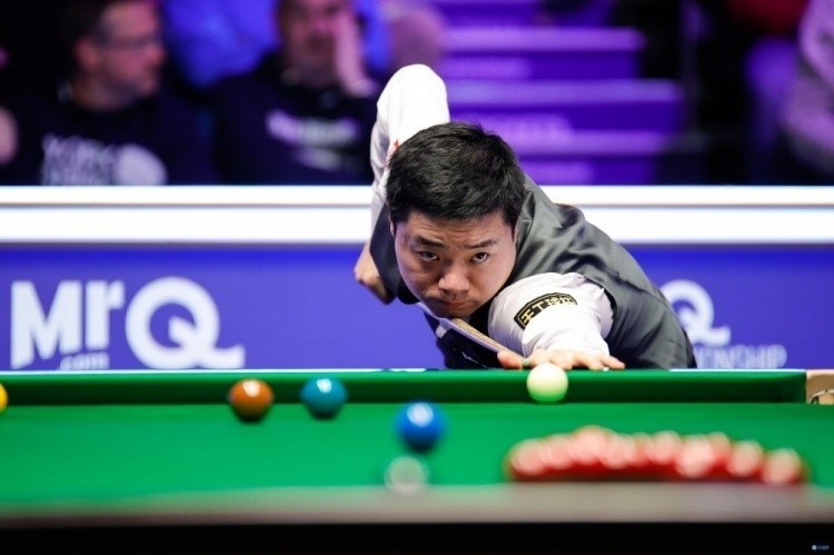 丁俊晖谈决赛争取拿冠军但不给自己太大压力