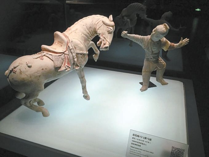 衔杯舞马踏乐来 国宝背后的音乐故事