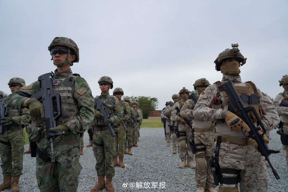 中沙"蓝剑-2023"海军特战联训开训