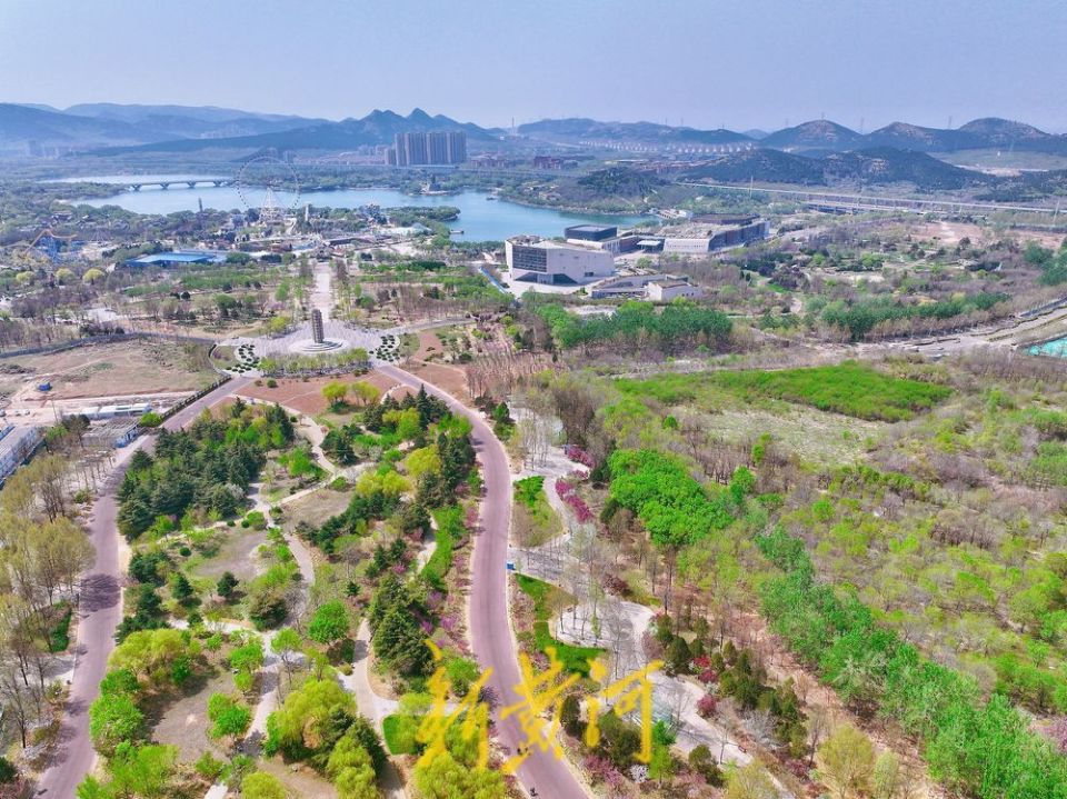 鸟瞰济南园博园春光美如画新黄河镜相