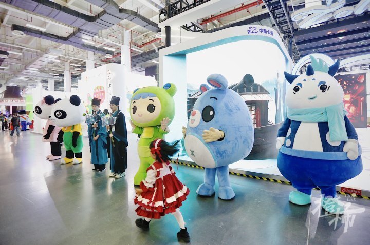 《乐比悠悠》和大家见面的时间,比《天眼》还早.