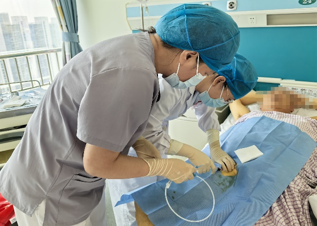 透析科耗材有哪些【副中心医声】东直门医院血液透析科二区成功开展“人工肝”技术， 为肝衰竭患者点亮希望之光_https://www.jmylbn.com_新闻资讯_第2张