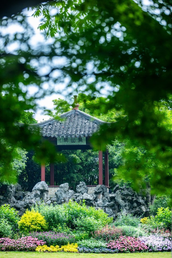 杭州discovery丨西湖边这个亭子的主人,据说曾拥有半个杭城的产业, "