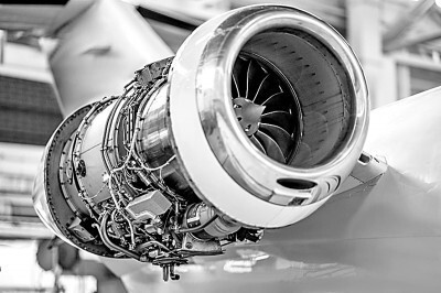 从材料到发动机,从通信到能源动力,人们在猜测,颠覆性的改变会从哪里