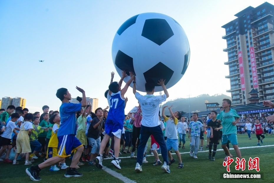 贵州榕江：“村超”联赛火热进行 腾讯新闻