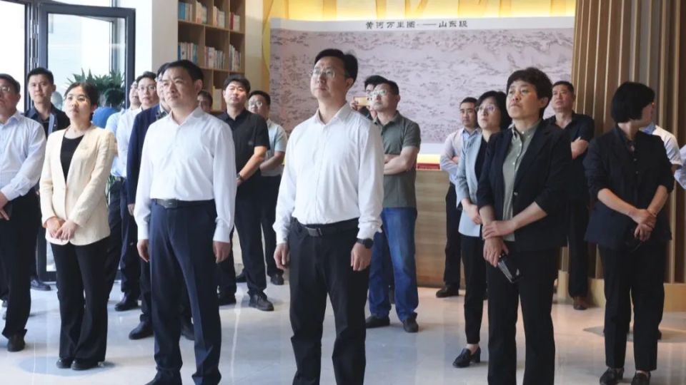 区委常委,宣传部部长宋静,副区长高红平,副区长孔志勇参加活动.