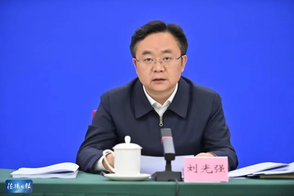 持续深入实施工业强市战略 夯实德阳现代化建设的物质基础和产业支撑