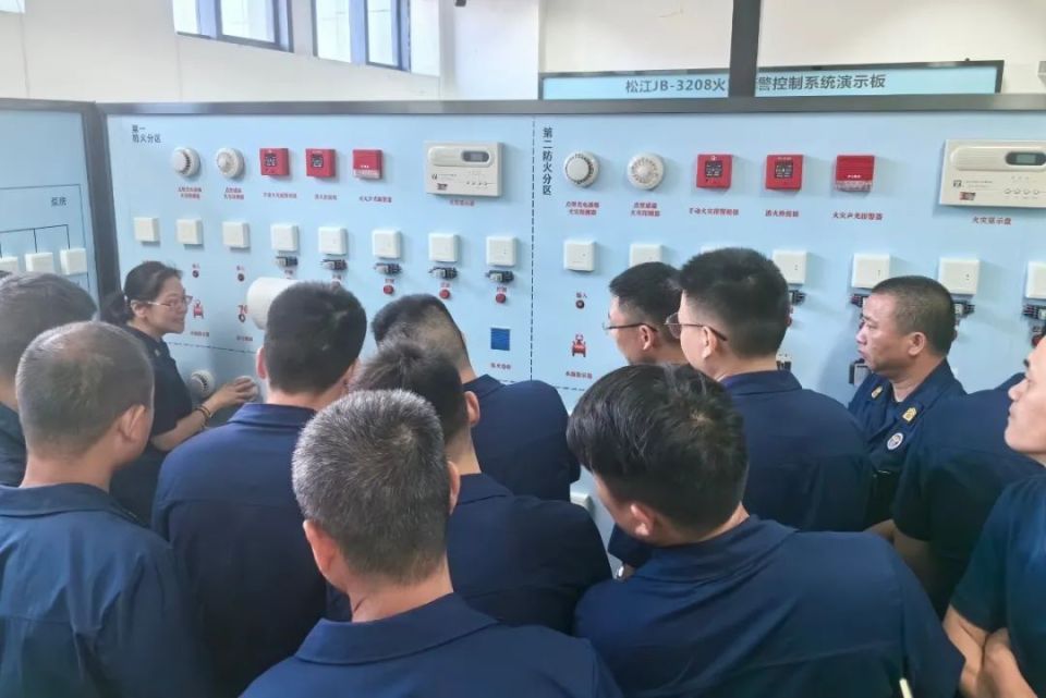 杭州支队圆满完成全市第一期乡镇(街道)专职消防队指挥员灭火救援能力