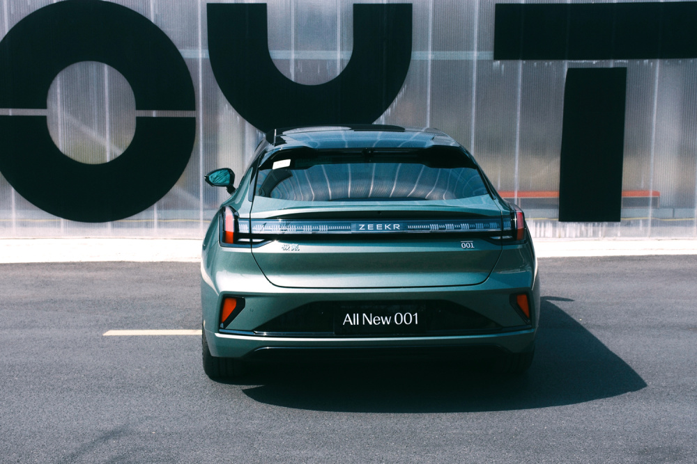 观网测评 | 全新极氪001:智能是底色,全能是成色_腾讯新闻