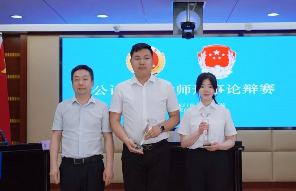 "辩以明思 论而明智"——天门市公诉人与律师论辩赛圆满收官